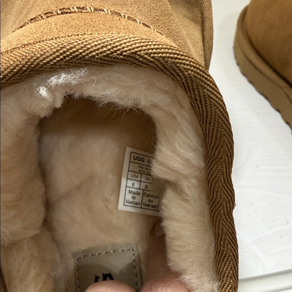 Ugg W classic slippers - Picture 2 of 6